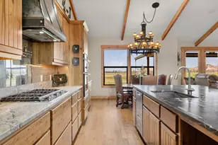 7215 NE 33rd St, Redmond, OR 97756 - Photo 27