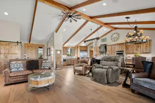 7215 NE 33rd St, Redmond, OR 97756 - Photo 19