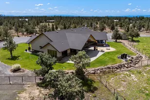7215 NE 33rd St, Redmond, OR 97756 - Photo 13