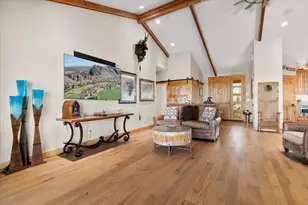 7215 NE 33rd St, Redmond, OR 97756 - Photo 21