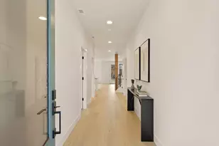 2133 SW 43rd St, Redmond, OR 97756 - Photo 5