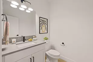 2133 SW 43rd St, Redmond, OR 97756 - Photo 9