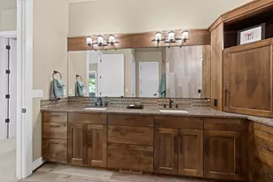 19651 Painted Ridge Loop, Bend, OR 97702 - Photo 23