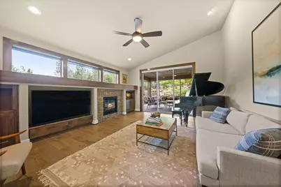 19651 Painted Ridge Loop, Bend, OR 97702 - Photo 7