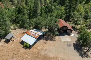 6615 Rockydale Rd, Cave Junction, OR 97523 - Photo 37