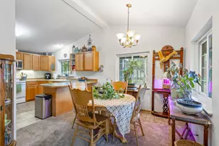 16047 Amber Ln, La Pine, OR 97739 - Photo 9