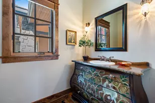 22884 Moss Rock Dr, Bend, OR 97701 - Photo 69