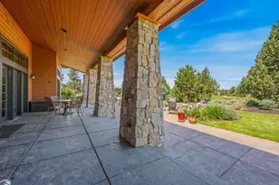 22884 Moss Rock Dr, Bend, OR 97701 - Photo 13