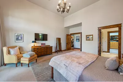 22884 Moss Rock Drive, Bend, OR 97701 - Photo 41