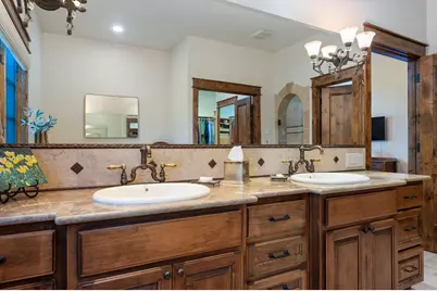 22884 Moss Rock Drive, Bend, OR 97701 - Photo 43