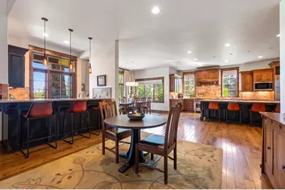 22884 Moss Rock Drive, Bend, OR 97701 - Photo 19