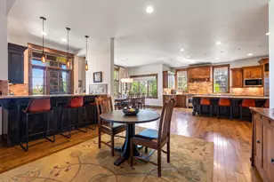 22884 Moss Rock Dr, Bend, OR 97701 - Photo 19