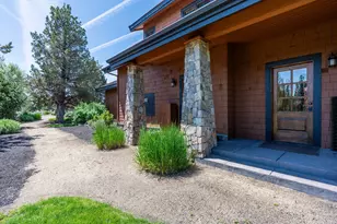 22884 Moss Rock Dr, Bend, OR 97701 - Photo 75