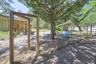 532 Sheraton Dr, Williams, OR 97544 - Photo 41