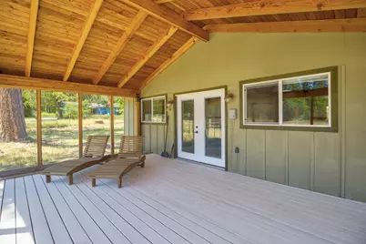 532 Sheraton Drive, Williams, OR 97544 - Photo 3