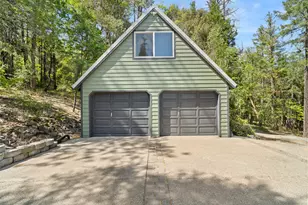 2602 Winona Rd, Grants Pass, OR 97526 - Photo 3