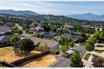 4231 Evening Ridge Terrace, Medford, OR 97504 - Photo 29