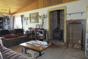 33889 Lalo Ct, Chiloquin, OR 97624 - Photo 5