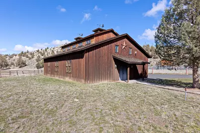 11251 NE Hwy 97, Madras, OR 97741 - Photo 7