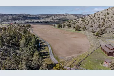 11251 NE Hwy 97, Madras, OR 97741 - Photo 13