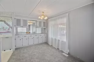 206 Kingsbury Dr, Grants Pass, OR 97526 - Photo 11