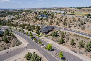 1202 SE Yarrow Ave, Madras, OR 97741 - Photo 21