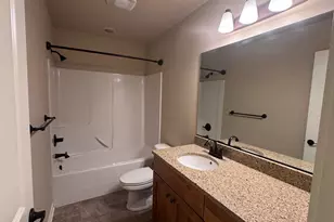 2380 NW Debron Ln, Bend, OR 97703 - Photo 15