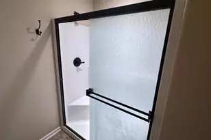 2380 NW Debron Ln, Bend, OR 97703 - Photo 23