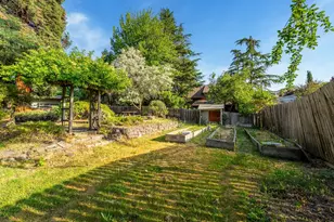 750 Park St, Ashland, OR 97520 - Photo 11