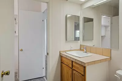 965 Roguelea Lane, Grants Pass, OR 97526 - Photo 11
