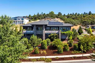 280 Mary Bee Ln, Medford, OR 97504 - Photo 3