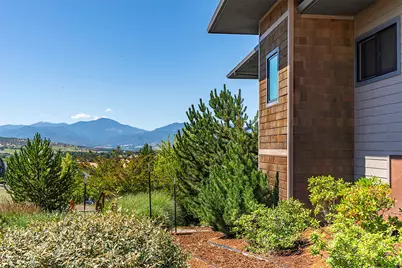 280 Mary Bee Lane, Medford, OR 97504 - Photo 53