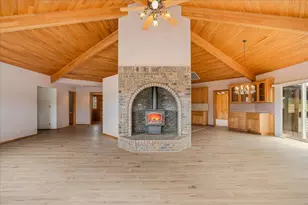 64515 Rock Springs Rd, Bend, OR 97703 - Photo 15