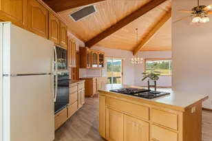 64515 Rock Springs Rd, Bend, OR 97703 - Photo 9