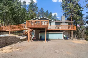 5266 Dark Hollow Rd, Medford, OR 97501 - Photo 3