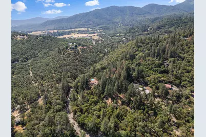 5266 Dark Hollow Road, Medford, OR 97501 - Photo 43