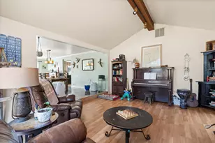 5266 Dark Hollow Rd, Medford, OR 97501 - Photo 7