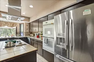 5266 Dark Hollow Rd, Medford, OR 97501 - Photo 15