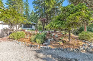 3755 Hosmer Ln, Gold Hill, OR 97525 - Photo 7