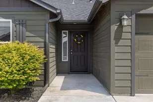 2471 NW Jackpine Ln, Redmond, OR 97756 - Photo 3