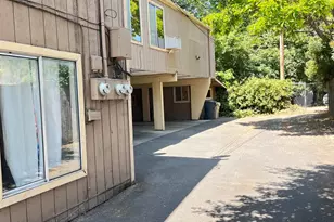 508 NW E St, Grants Pass, OR 97526 - Photo 7