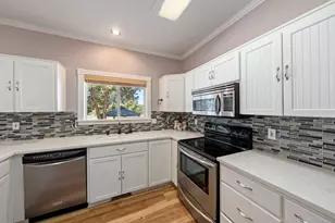 70325 Club Rd, Sisters, OR 97759 - Photo 5