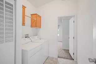 107 NW Wrightwood Cir, Grants Pass, OR 97526 - Photo 11