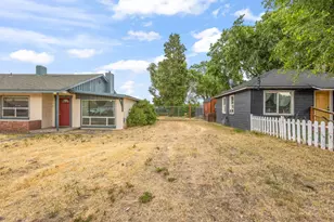 71 SW 2nd St, Madras, OR 97741 - Photo 27