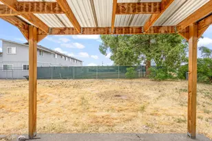 71 SW 2nd St, Madras, OR 97741 - Photo 23