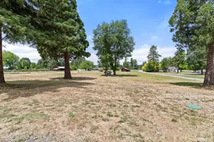 3487 SW Leonard Rd, Grants Pass, OR 97527 - Photo 41