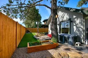 1060 N Bluebird St, Sisters, OR 97759 - Photo 21