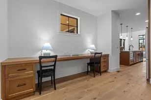 1060 N Bluebird St, Sisters, OR 97759 - Photo 15