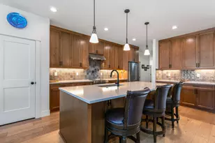 1060 N Bluebird St, Sisters, OR 97759 - Photo 9