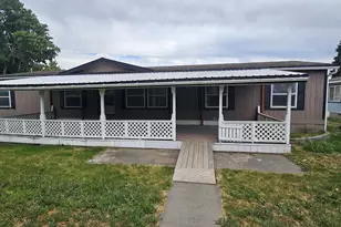 309 Main St, Moro, OR 97039 - Photo 1